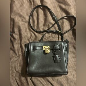 Michael Michael kors cross body